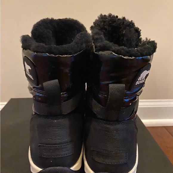 Like New Sorel Whitney Snow Boot - Picture 6 of 6